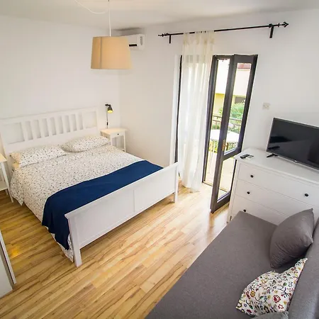Pineta House Vidos Apartment Porec Exterior photo