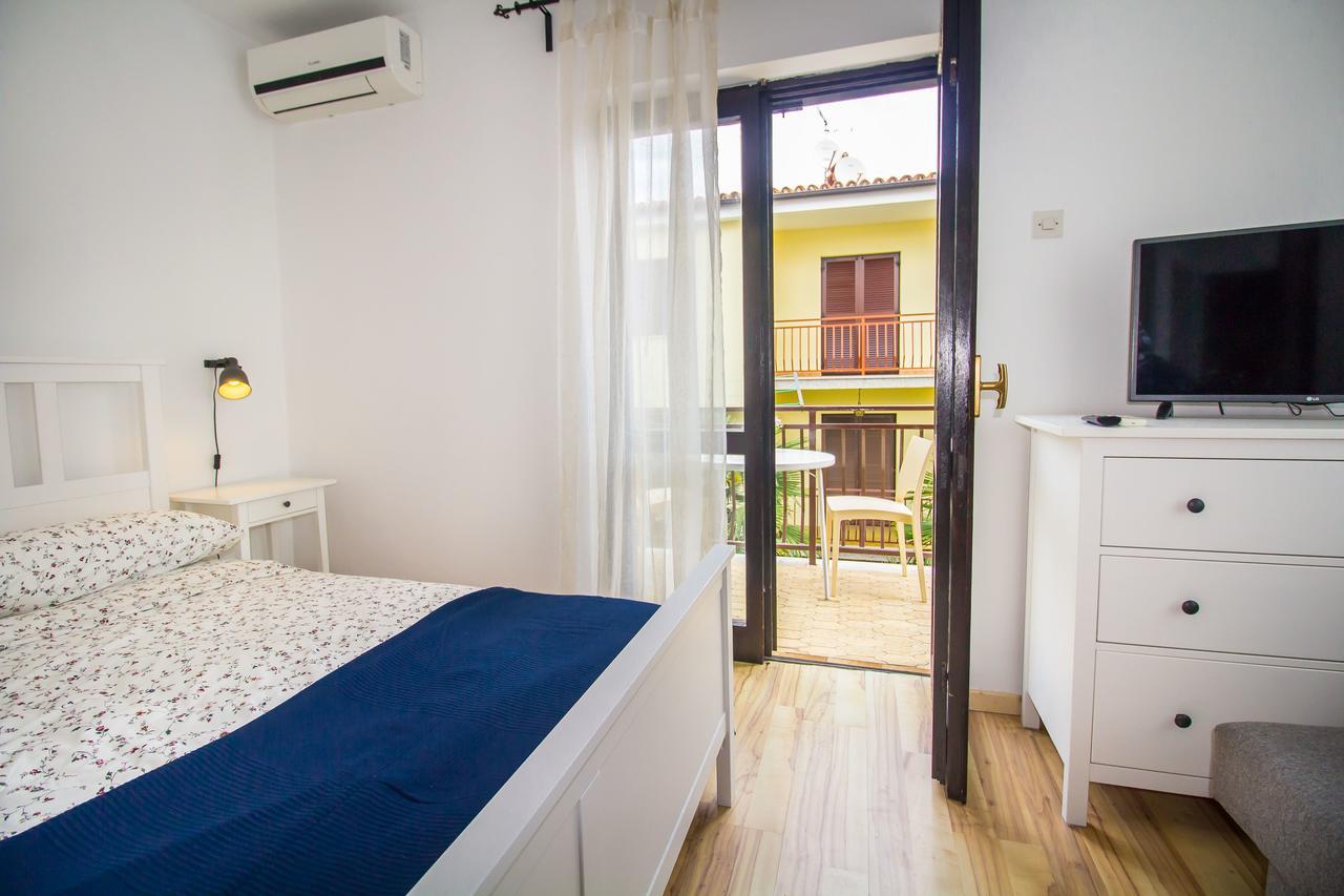 Pineta House Vidos Apartment *